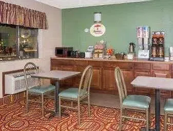 Super 8 By Wyndham *